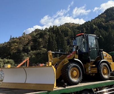 2025年10月29日(水)大安「CAT 907-14コンパクトホイールローダー」納車