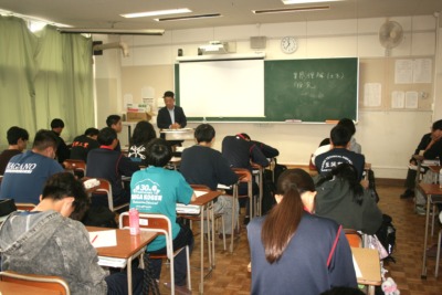 当社代表が長野工業高等学校の講師を務めました。